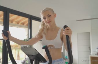 Watch Eva Elfie Working Out Sextape