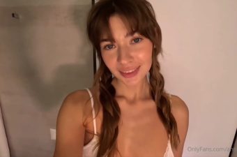 Anna Ralphs Bathroom Anal - Streaming HD