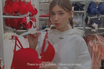 Anna Ralphs Forgot Money At Home - Streaming HD